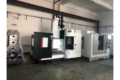 數控機床中硬軌和線軌的區別