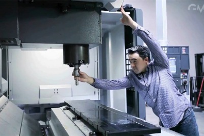 帶刀庫的數(shù)控雕銑機有啥優(yōu)勢